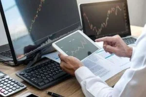 Live forex signal trading chart displaying currency market trends, buy and sell signals
